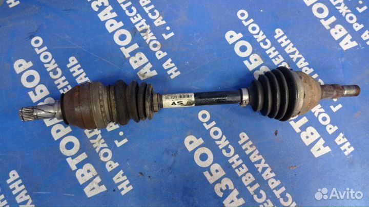 Левый привод Opel Astra H универсал Z16XER 2011