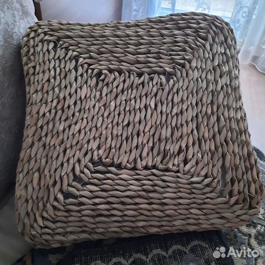Сидушки из соломы 50х50 см