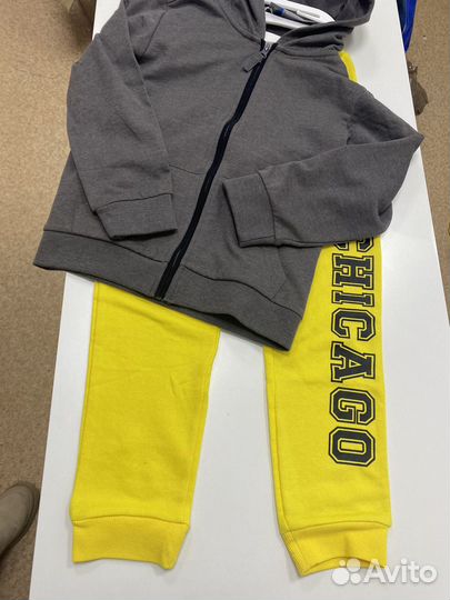 Костюм комплект для мальчика 128 новый