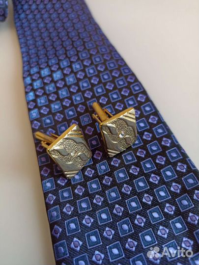 Мужская рубашка, галстук, запонки