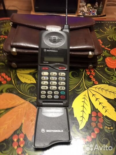 Телефон Motorola C650