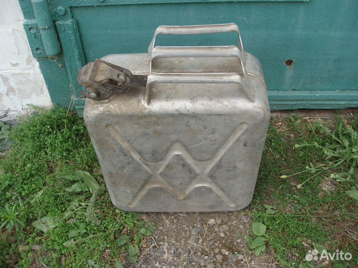 Канистра алюминиевая 20 литров