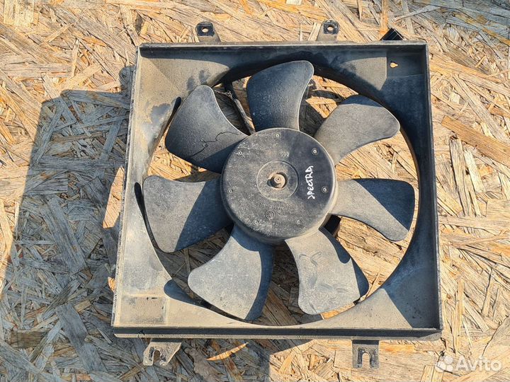 Вентилятор охлаждения Kia Spectra