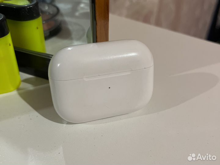 Кейс AirPods Pro