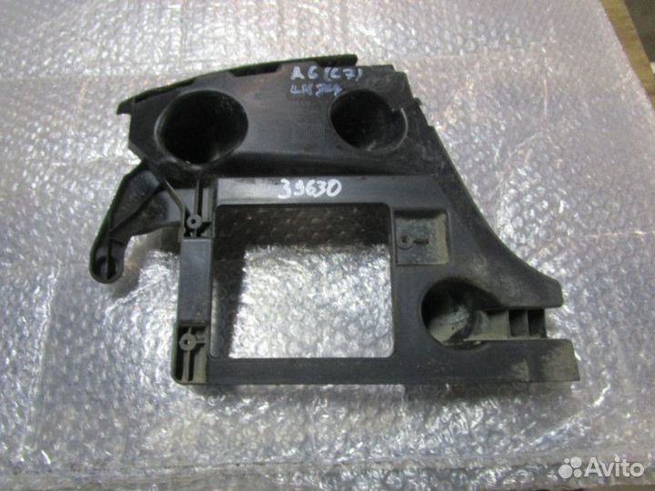 Направляющая заднего бампера левая Audi A6 C7,4G 2