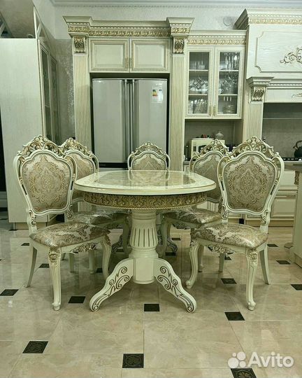 Кухонный стол. Доставка по всей России