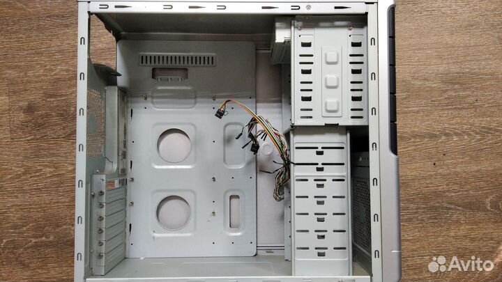 Корпус для пк Microlab