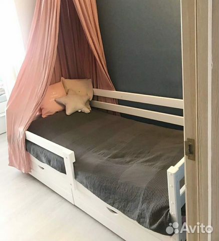 Детская кровать от 3 лет с бортиками белая
