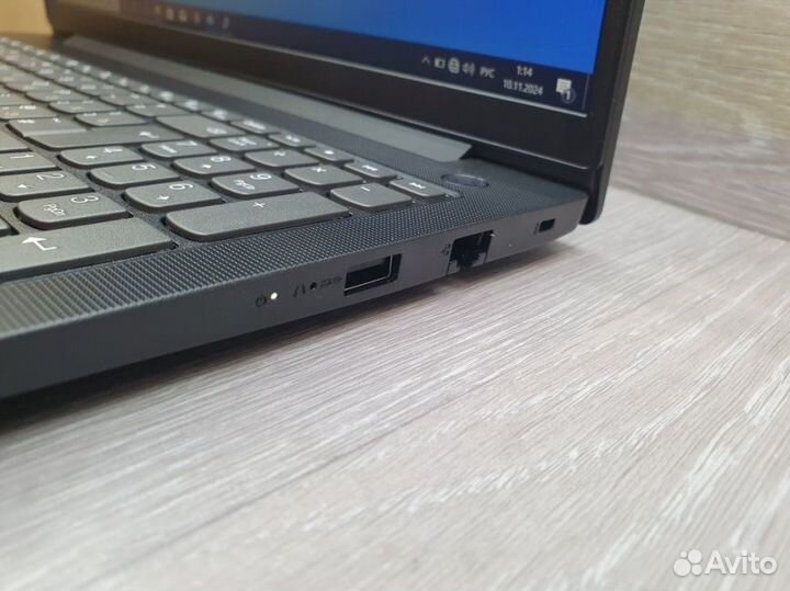 15.6 Ноутбук Lenovo V15 G4 AMN Athlon 7120U