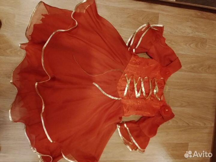 Праздничное платье для девочки