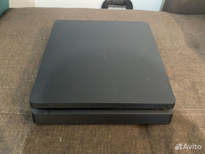 PS4 Slim 1TB
