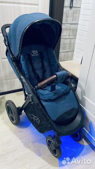 Всесезонная прогулочная коляска Италия