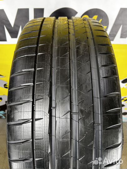 Michelin Pilot Sport 4 S 285/40 R23 и 325/35 R23 111Y