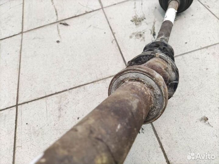 Полуось передняя правая Ford Fiesta 2008-2019 (8V5