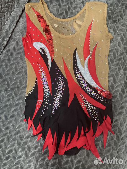 Продаю купальник бу