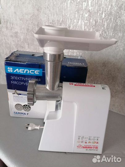 Мясорубка электрическая новая