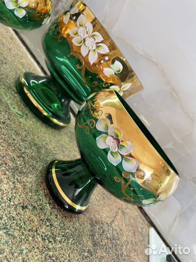 Вазы цветные богемия