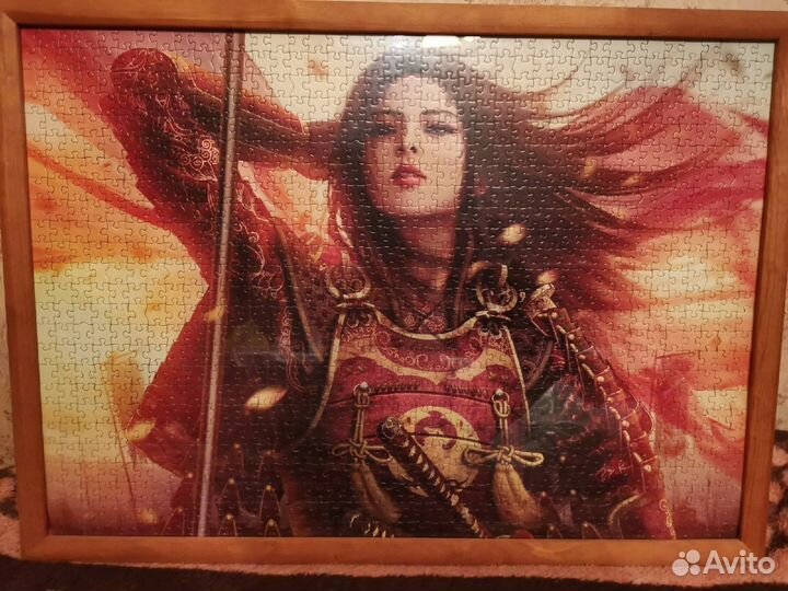 Пазл 1000 деталей в деревянной рамке