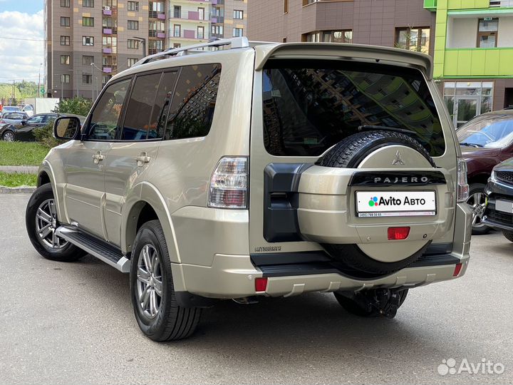 Mitsubishi Pajero 3.2 AT, 2012, 291 563 км