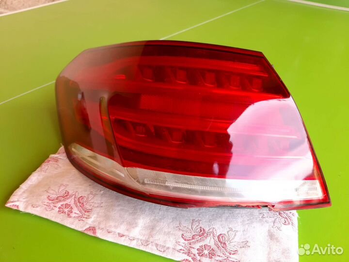 Фонарь задний левый mercedes w212