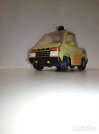 Машинка Триг Радуга