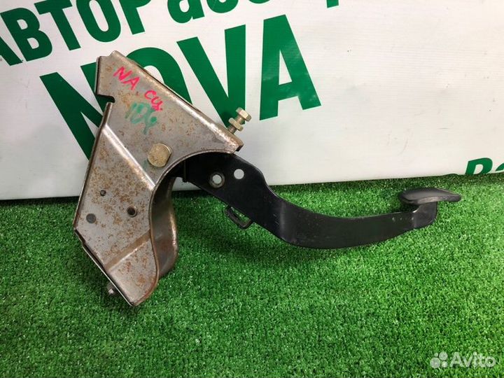 Педаль сцепления Nissan Almera N16 1.5 QG15 2005