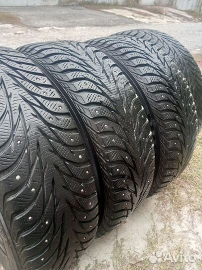 Yokohama Ice Guard Stud IG55 205/60 R16