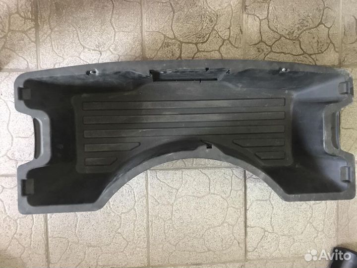 Ниша запасного колеса Audi Q5