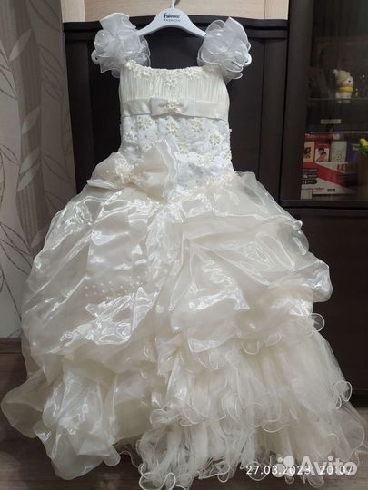 Нарядное платье для девочки