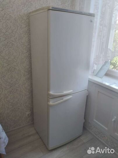 Холодильник atlant двухкамерный бу