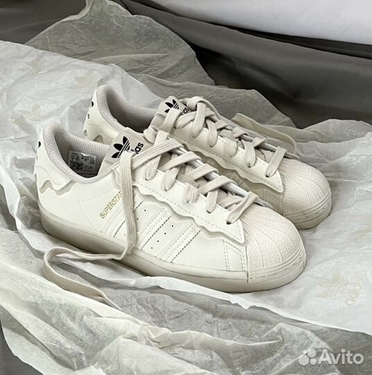 Adidas Superstar Sneakers Creamy