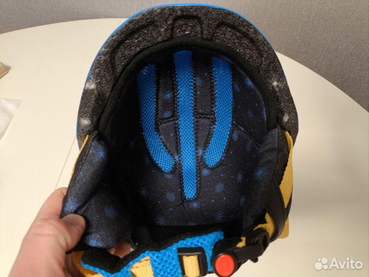 Шлем горнолыжный детский Uvex 51-55 см