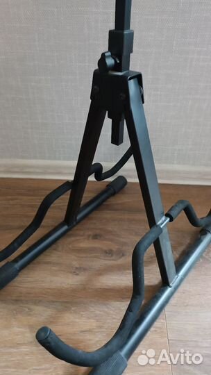 Гитарная стойка Quiklok