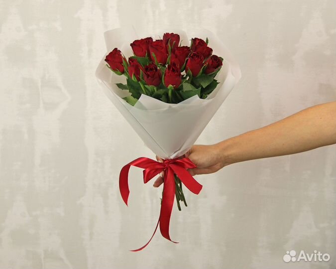 Букет из 11 красных роз 35-40 см (Кения)