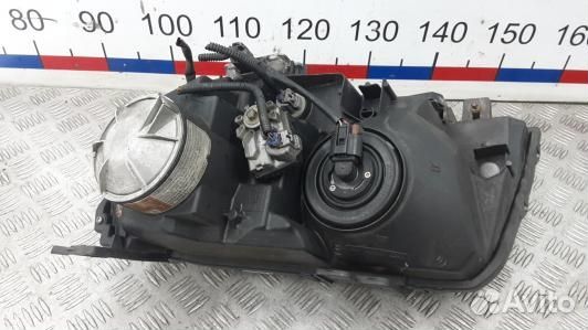 Фара правая suzuki grand vitara 2 (EML26MU01)