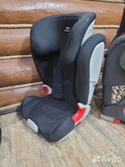 Автомобильное кресло britax romer