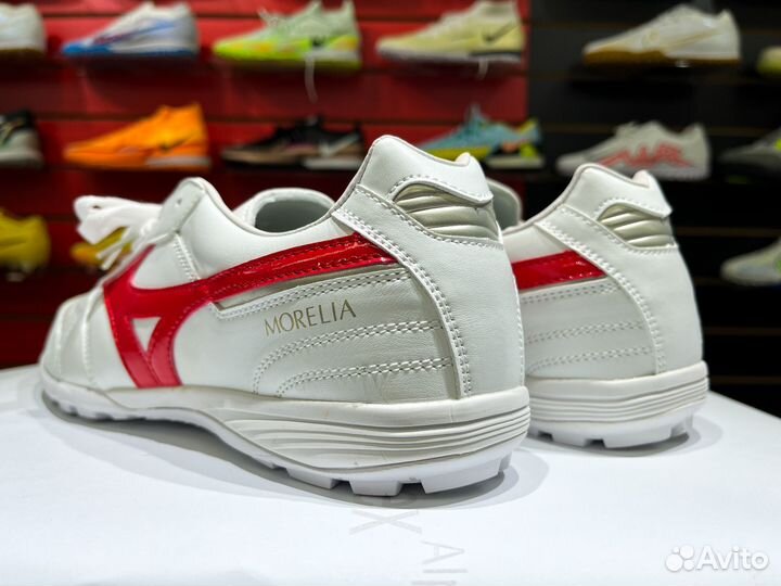 Сороконожки Mizuno Creation Morelia