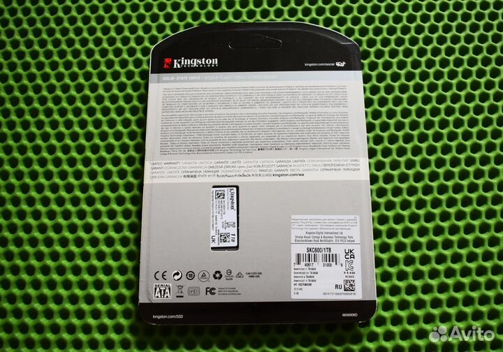 KingSton 1 тб KC600 2.5