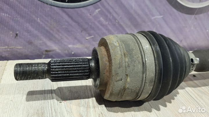 Привод подвески колеса Nissan terrano D10 Лев