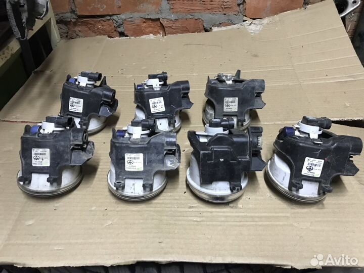 Toyota Corolla Auris правая туманка