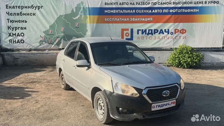 Уплотнитель стекла двери задней правой Datsun On-D