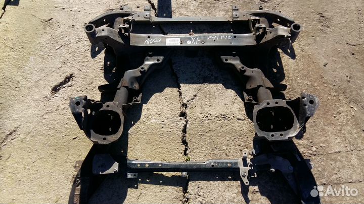 Подрамник передний BMW X5 E70/71