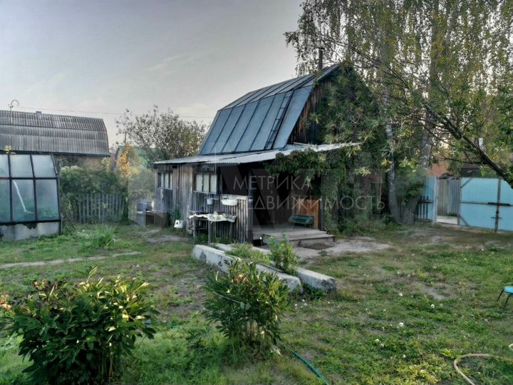 Дача 30 м² на участке 8 сот.