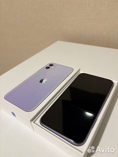 iPhone 11, 64 ГБ