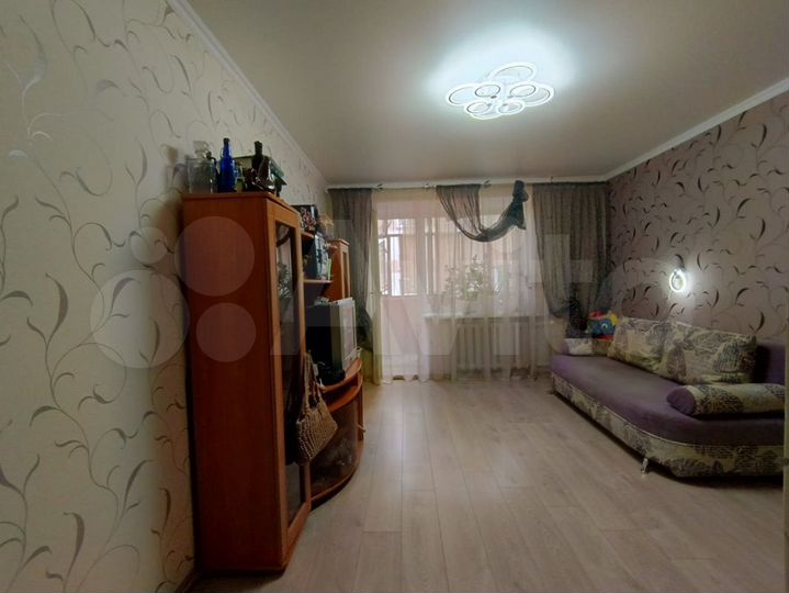 3-к. квартира, 52 м², 3/5 эт.