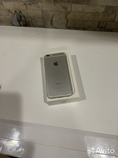 iPhone 6S, 32 ГБ