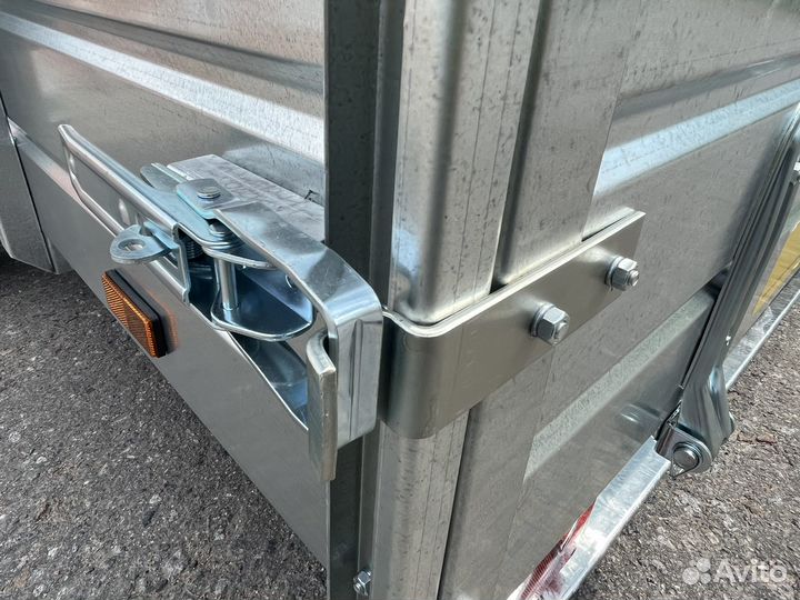 Прицеп легковой