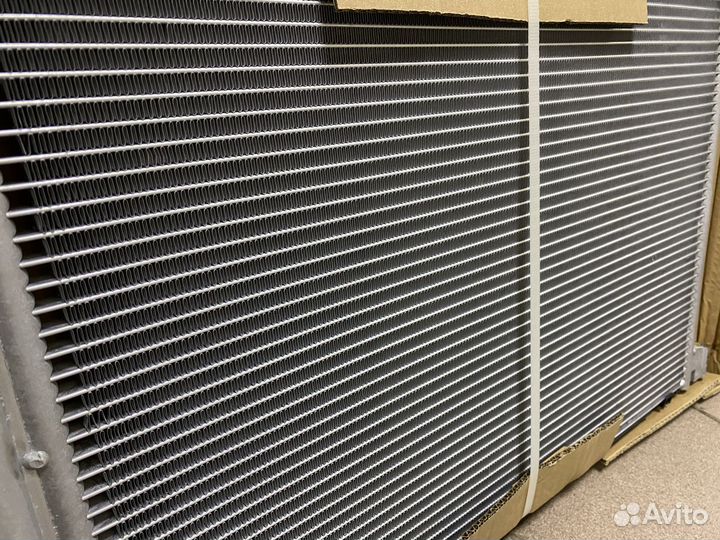 Радиатор кондиционера Mercedes W213 W205 W253 GLC