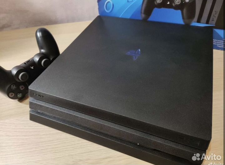 Новая Sony PlayStation 4 PS4 PRO 1 Tb NEW