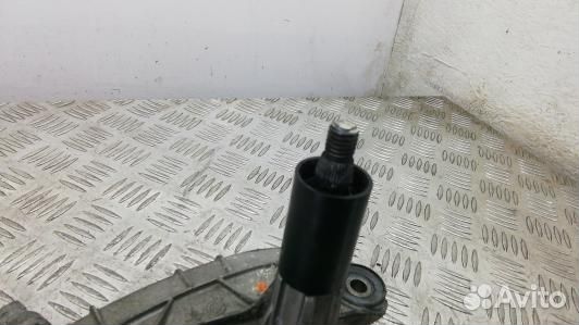 Мотор стеклоочистителя лобового стекла citroen C4